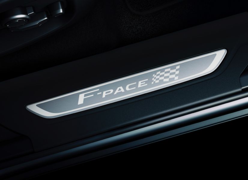 Gia đình Jaguar F-Pace được mở rộng với phiên bản đặc biệt 300 Sport và Chequered Flag - VIPCAR ...